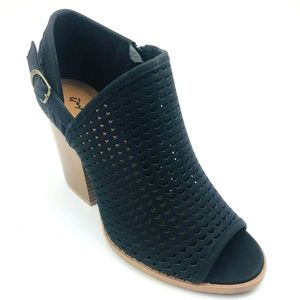 Women's Cut-Out Perforated Peep Toe Ankle Shoe's